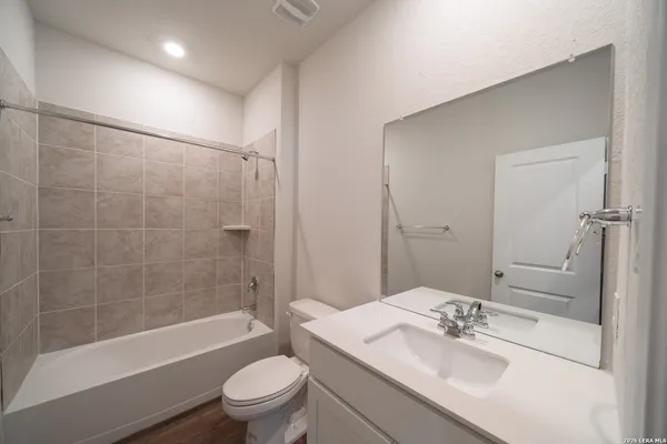 $2,600 | 398 American Robin Way, San Antonio, TX 78253