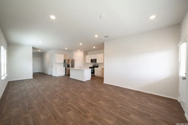 $2,600 | 398 American Robin Way, San Antonio, TX 78253