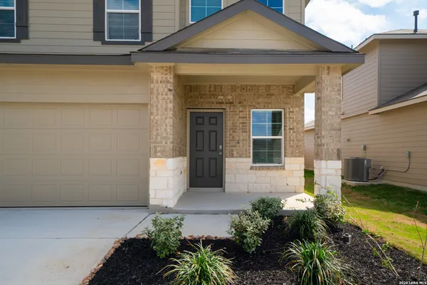 $2,600 | 398 American Robin Way, San Antonio, TX 78253