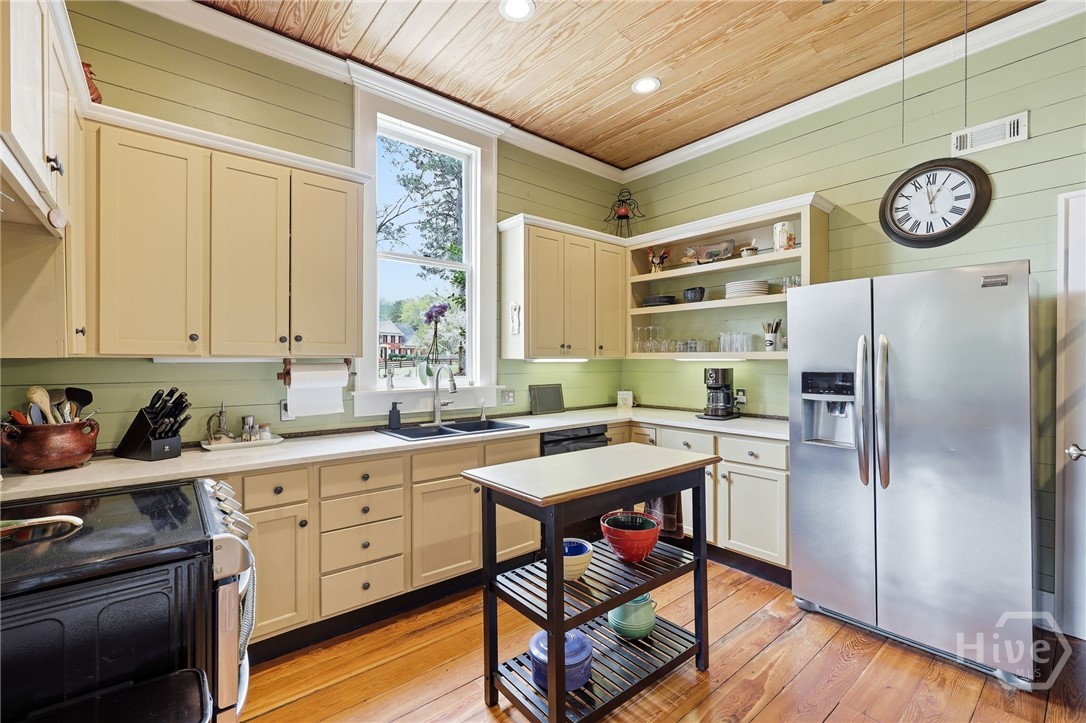 1481 Hodges Mill Road Watkinsville, GA 30677 - Photo 30 of 57 Renovated kitchen
