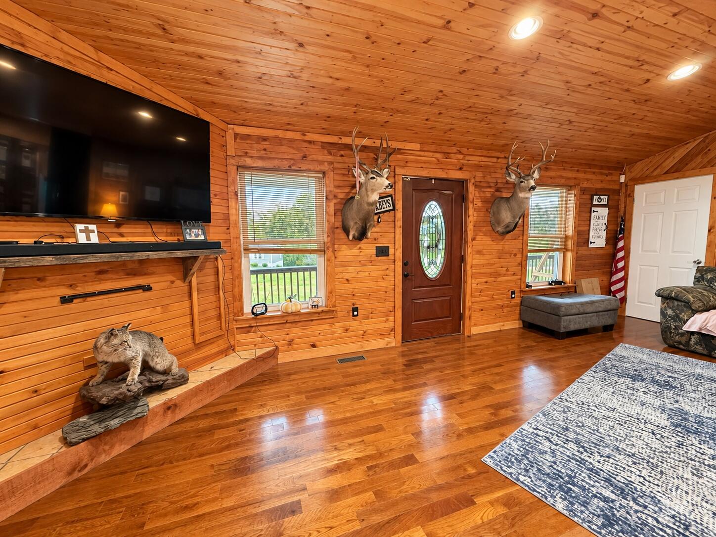 1392 South Bluegrass Road Brooksville, KY 41004 - Photo 4 of 39 6BC8B6FE-A5A5-456B-B97A-A212814DFA92