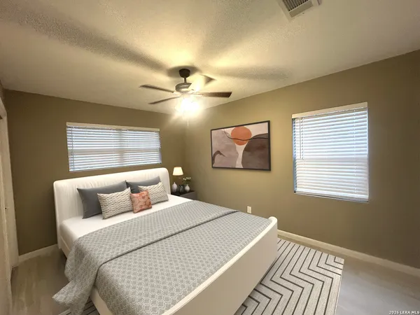 $229,000 | 1833 West Maple Drive, Orange, TX 77632