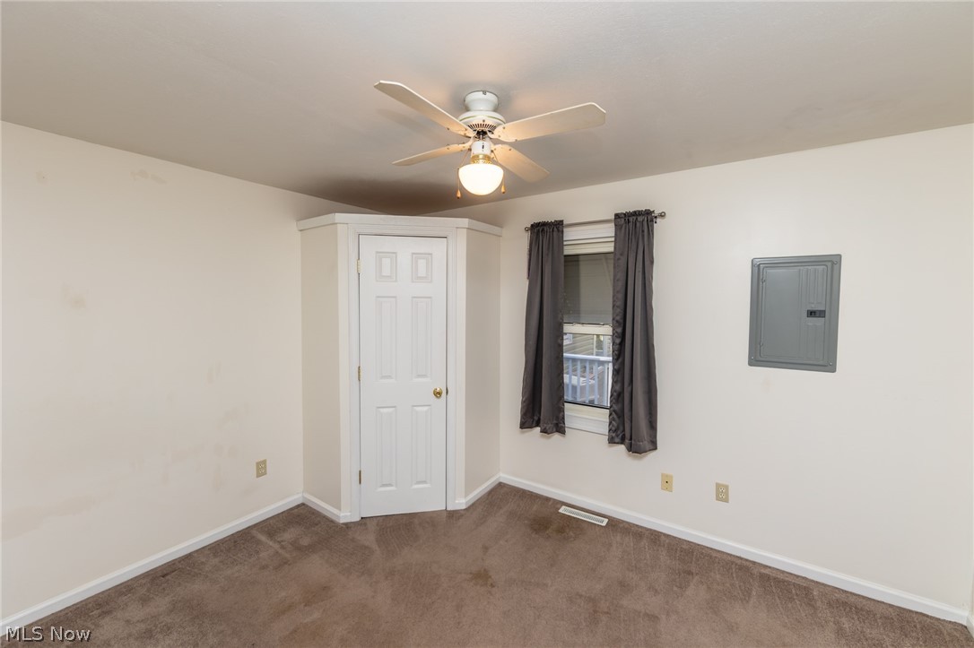 9310 Murray Road Cleveland, OH 44125 - Photo 17 of 28