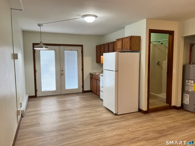 $1,400 | 227 Danbury Road, Unit D, New Milford, CT 06776