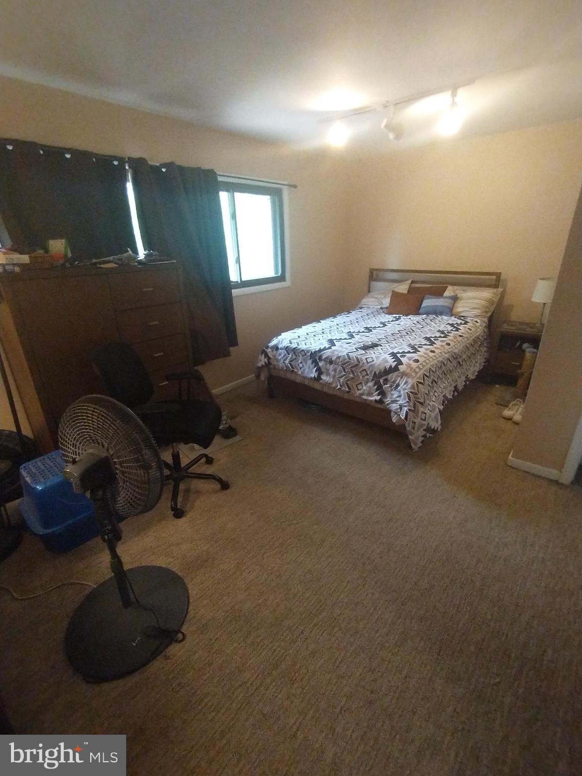 462 Fairfield Road East Windsor, NJ 08520 - Photo 4 of 30 Gallery Image 4