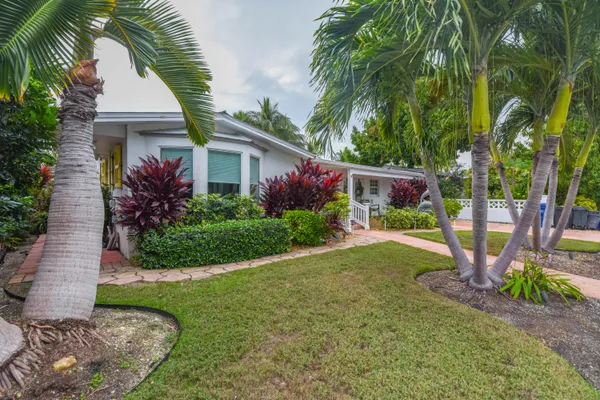 $1,650,000 | 12 Bamboo Terrace, Key Haven, FL 33040