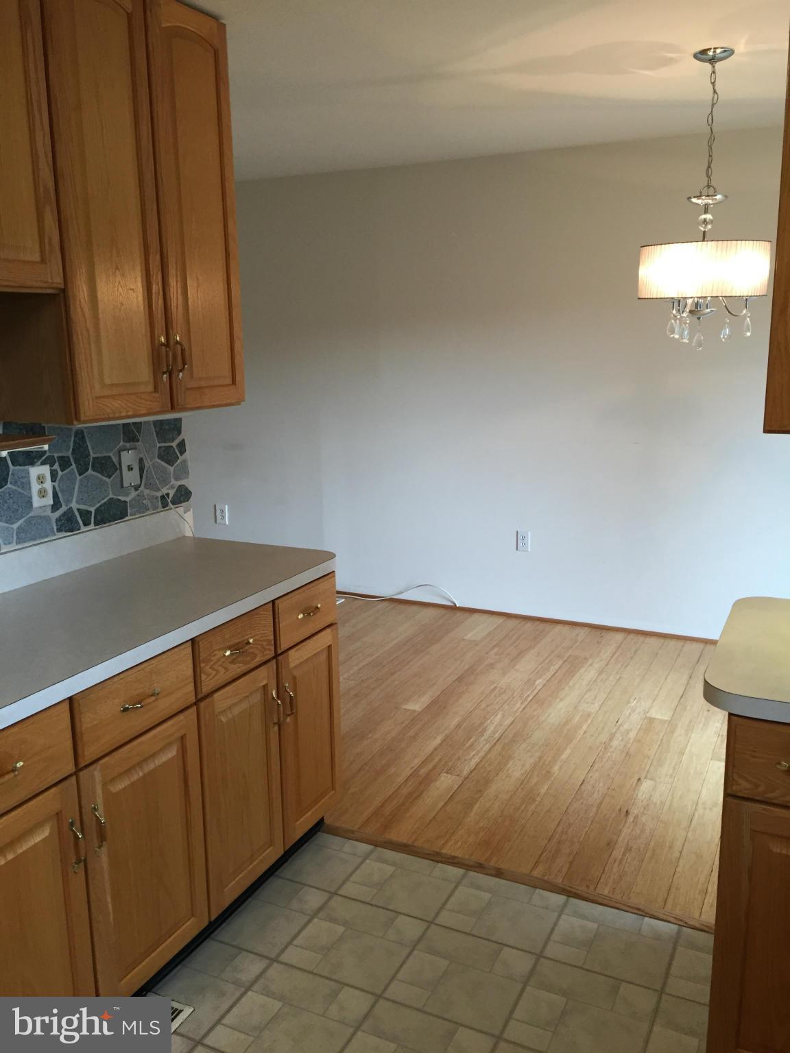 24129 Welsh Road Gaithersburg, MD 20882 - Photo 5 of 23 Kitchen to DR