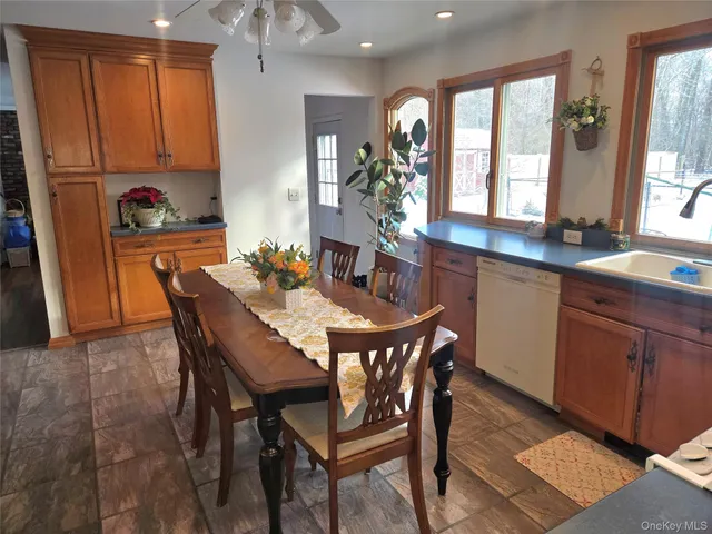 $675,000 | 22 Rustic Road, Yaphank, NY 11980