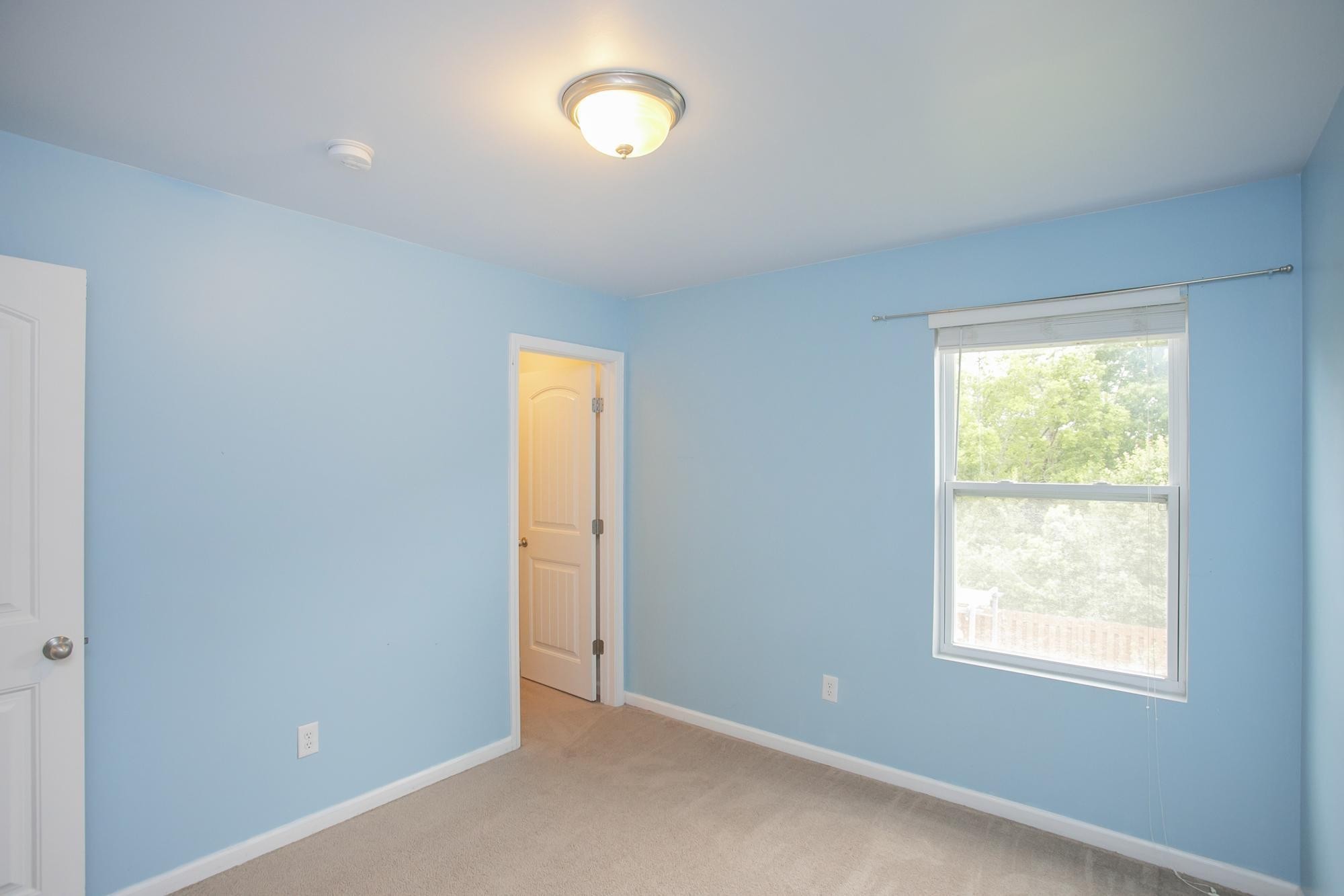 3601 Harpeth Springs Drive Nashville, TN 37221 - Photo 38 of 55 an empty room with a window