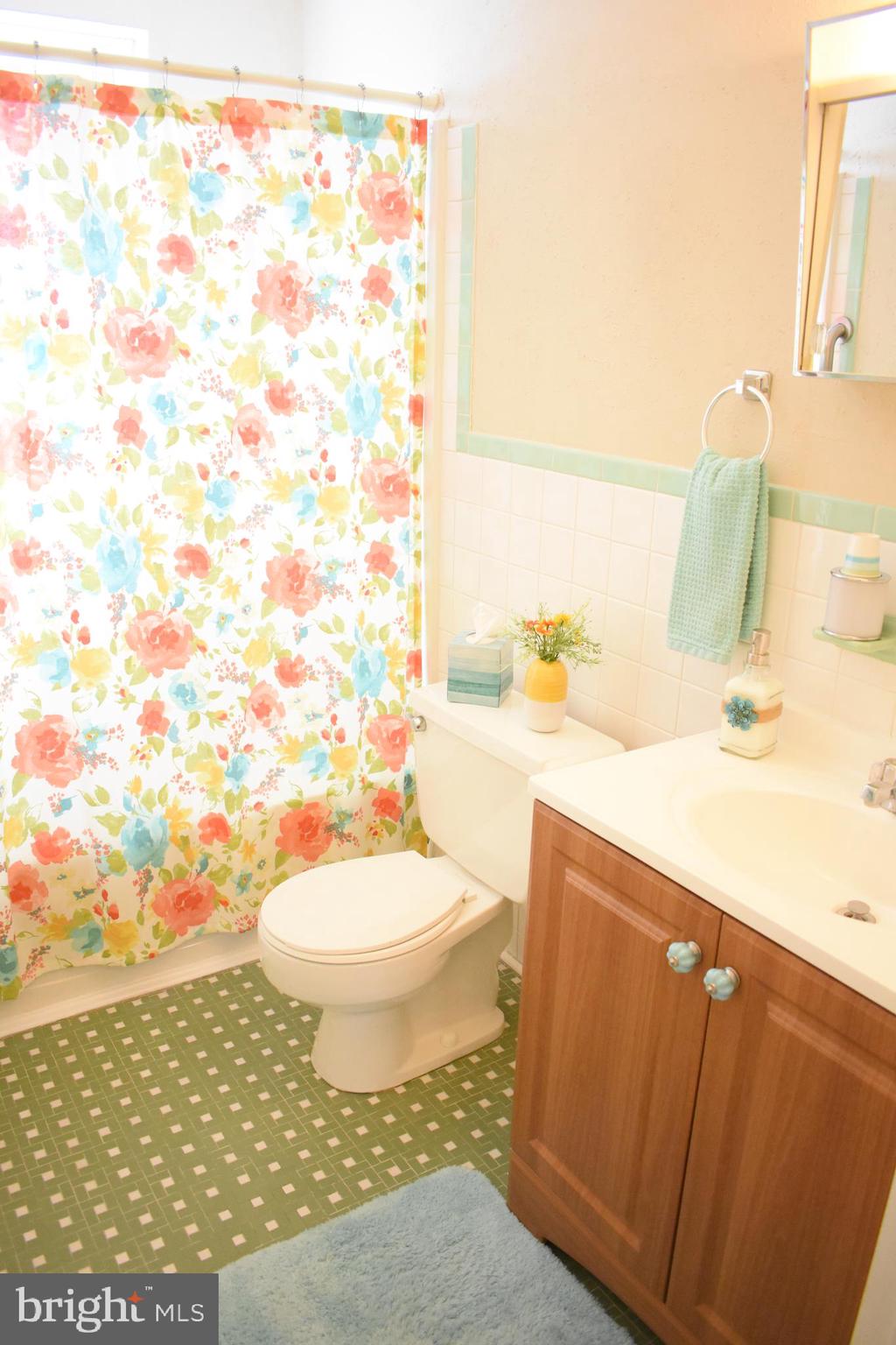 200 West Main Street, Unit 201 Maple Shade, NJ 08052 - Photo 10 of 14 Gallery Image 10