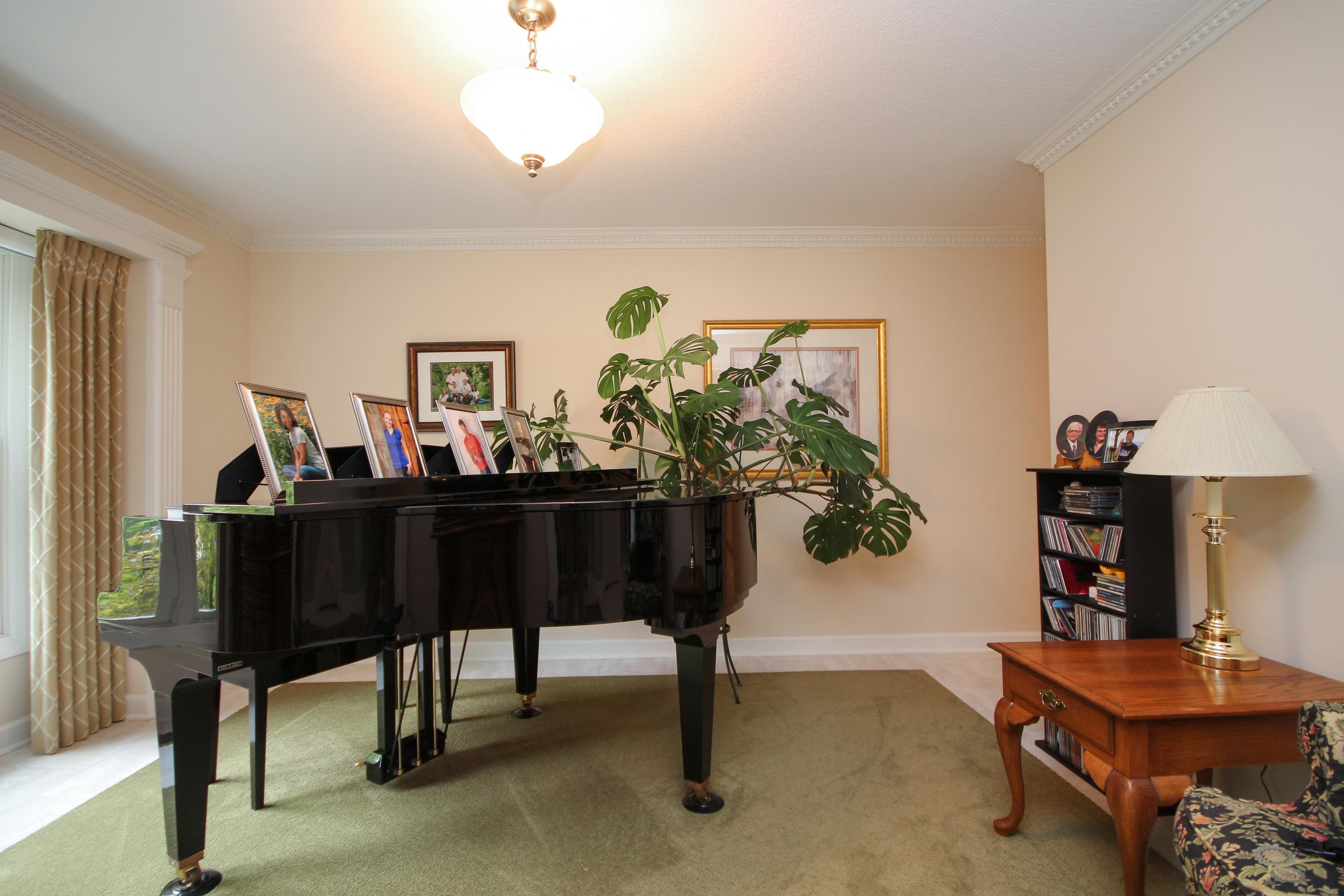4272 South Meridian Road Mount Pleasant, MI 48858 - Photo 25 of 62 1900921-24.JPG