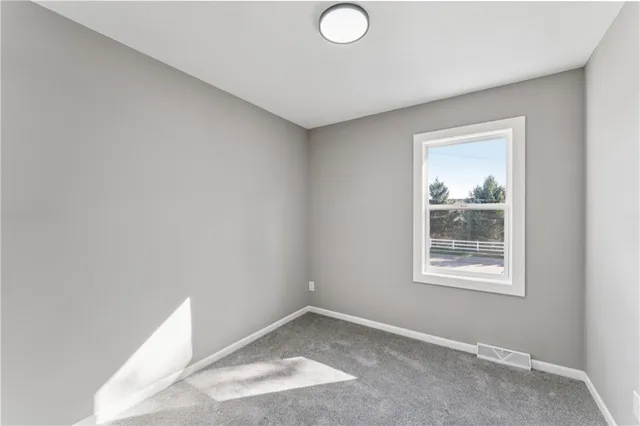 $344,999 | 14204 West 63rd Street, Shawnee, KS 66216