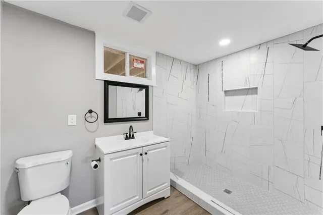 $344,999 | 14204 West 63rd Street, Shawnee, KS 66216