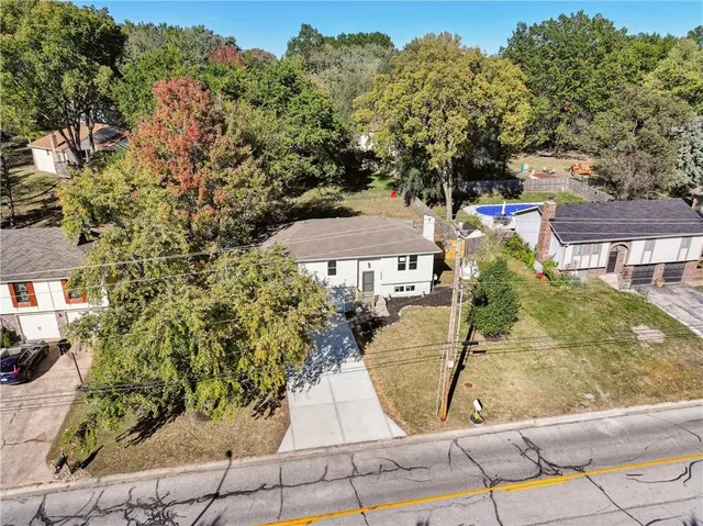 $344,999 | 14204 West 63rd Street, Shawnee, KS 66216