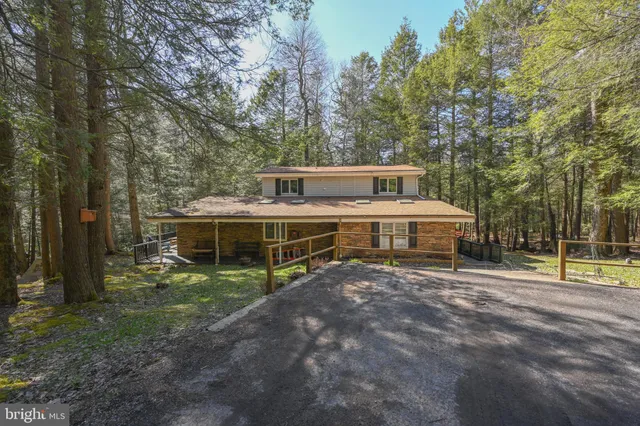 $1,199,000 | 285 Lake Shore Drive, Oakland, MD 21550