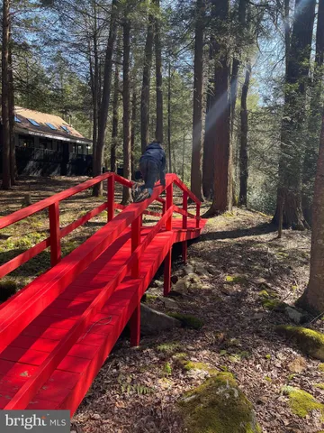 $1,199,000 | 285 Lake Shore Drive, Oakland, MD 21550