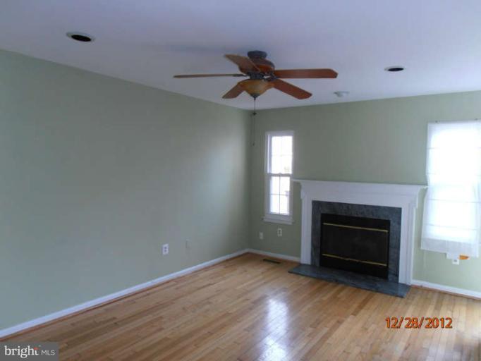 2718 Hunters Gate Terrace Silver Spring, MD 20904 - Photo 9 of 17 Interior (General)