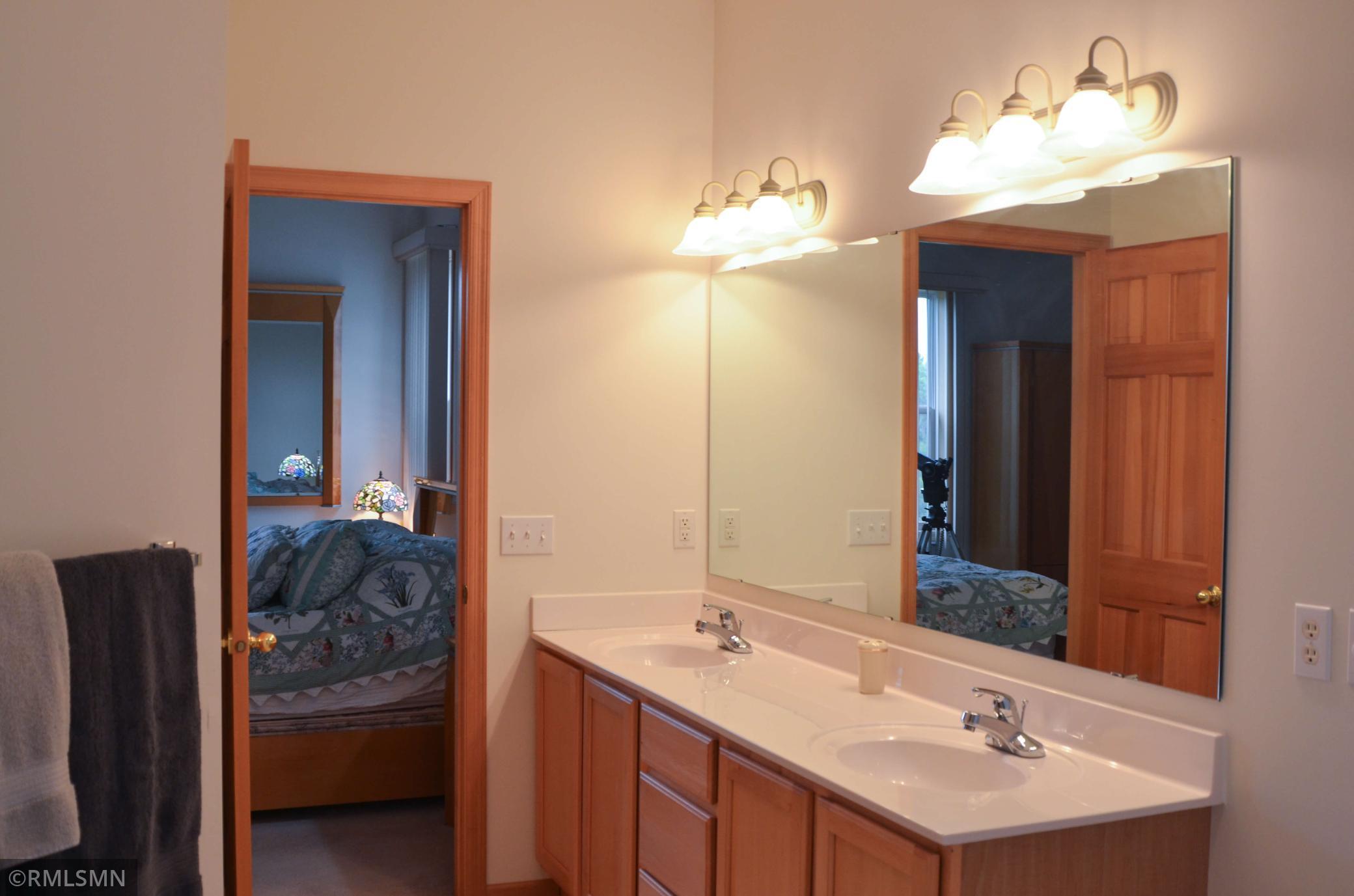 2181 Lake Lucy Road Chanhassen, MN 55317 - Photo 14 of 29