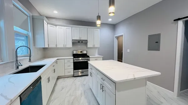 $7,000 | 206 Winchester Street, Unit 206, Brookline, MA 02446