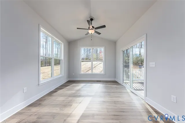 $724,900 | 28 Stagecoach Road, Fredericksburg, VA 22405