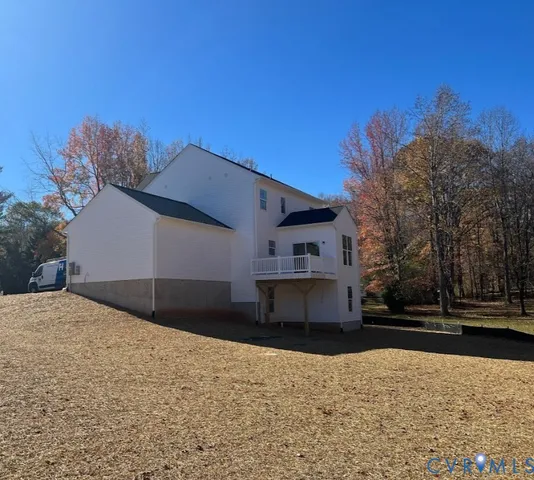$724,900 | 28 Stagecoach Road, Fredericksburg, VA 22405