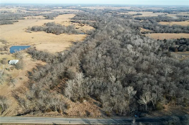 $500,940 | 198th Road, Holton, KS 66436