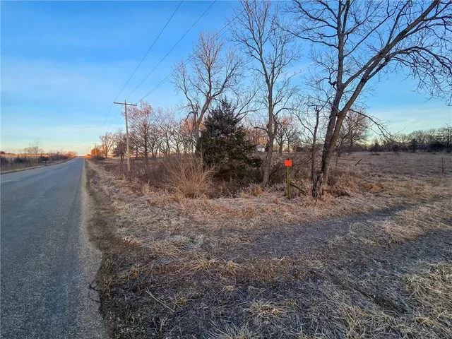 $500,940 | 198th Road, Holton, KS 66436