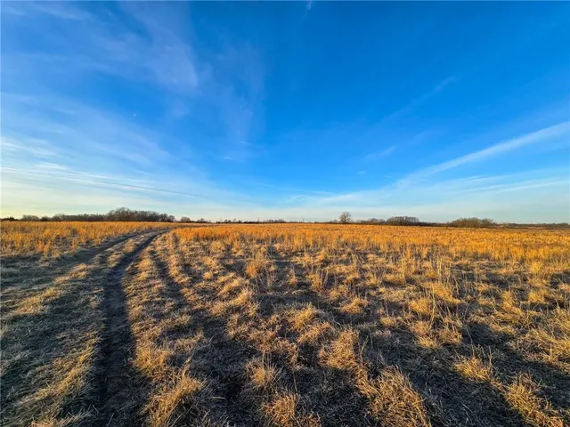 $500,940 | 198th Road, Holton, KS 66436