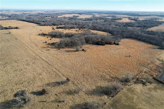 $500,940 | 198th Road, Holton, KS 66436