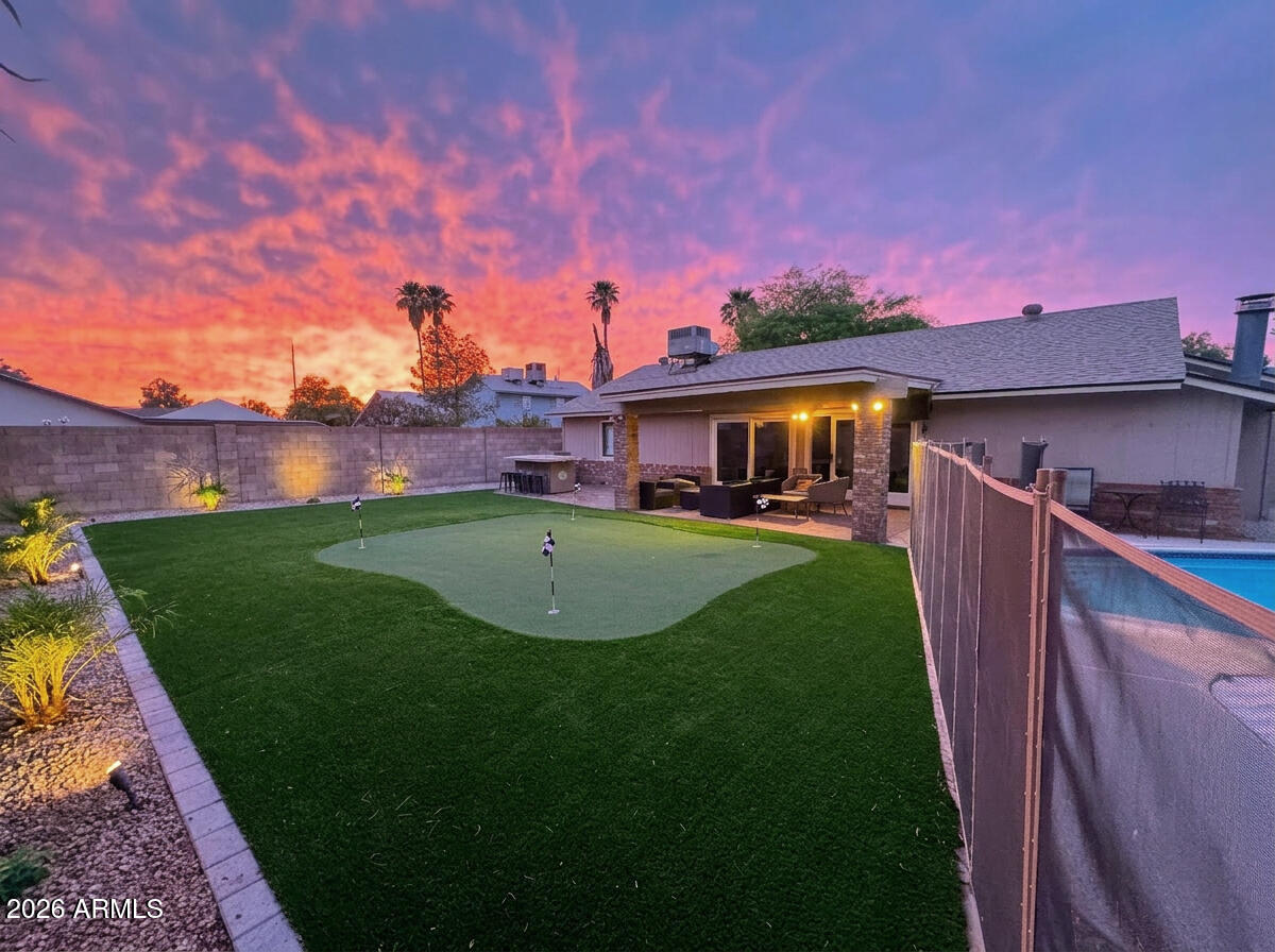 2439 West Kathleen Road Phoenix, AZ 85023 - Photo 3 of 24 2439 W Kathleen