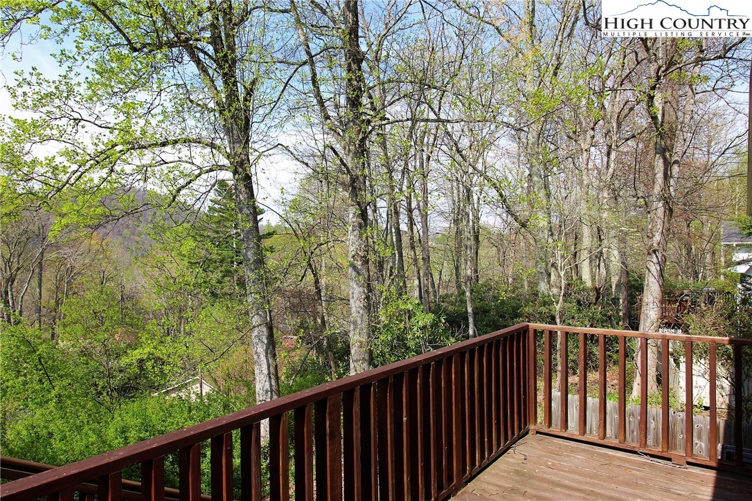 746 Stadium Drive Boone, NC 28607 - Photo 7 of 30 Gallery Image 7