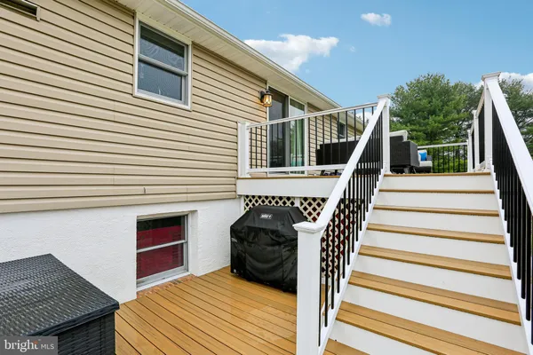 $475,000 | 21306 Old York Road, Parkton, MD 21120