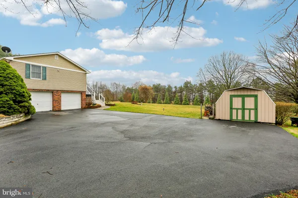 $475,000 | 21306 Old York Road, Parkton, MD 21120