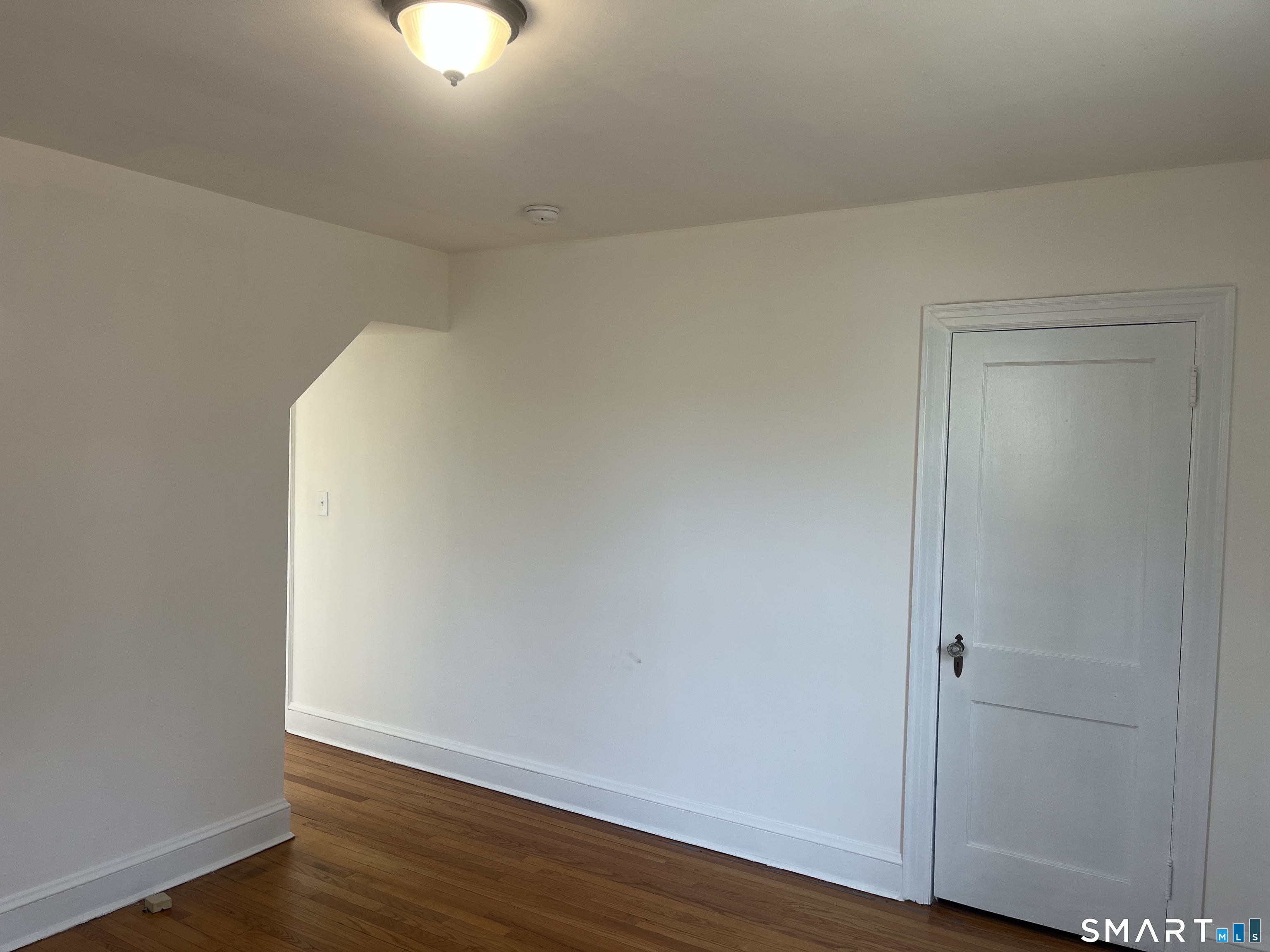 156 Union Street, Unit 2 Manchester, CT 06042 - Photo 12 of 16 a view of an empty room