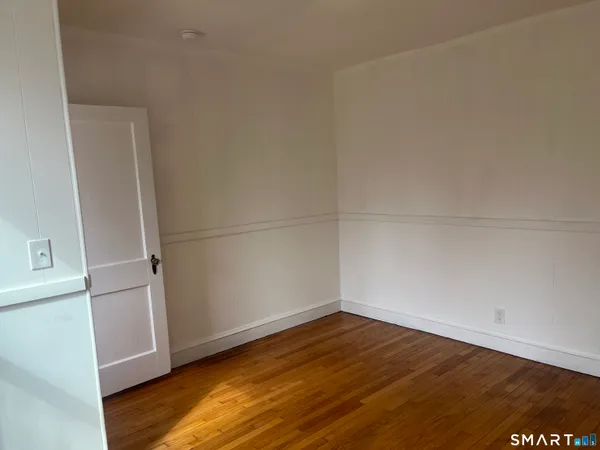 $2,200 | 156 Union Street, Unit 2, Manchester, CT 06042