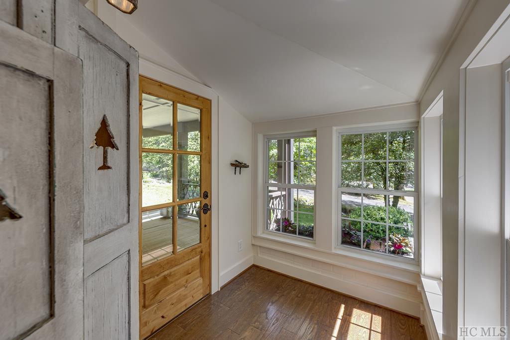12 Azalea Road Highlands, NC 28741 - Photo 28 of 41 Gallery Image 28