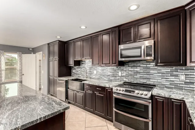 $3,200 | 2425 East Westchester Drive, Chandler, AZ 85249