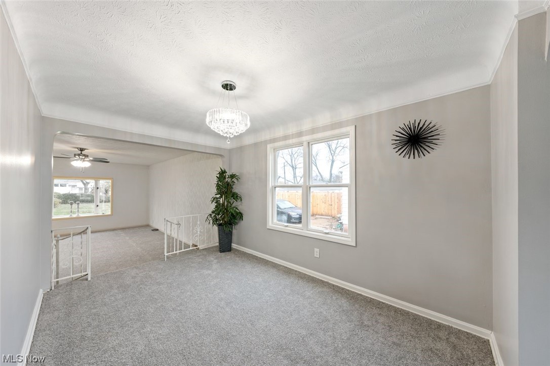 5580 Hauserman Road Cleveland, OH 44130 - Photo 6 of 29