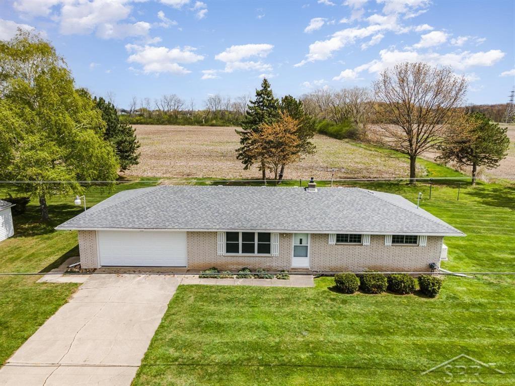 5630 North Center Road Saginaw, MI 48604 - Photo 22 of 25 50174482-b16482c5-a1f6-41af-b1cc-511cdb334320.JPG