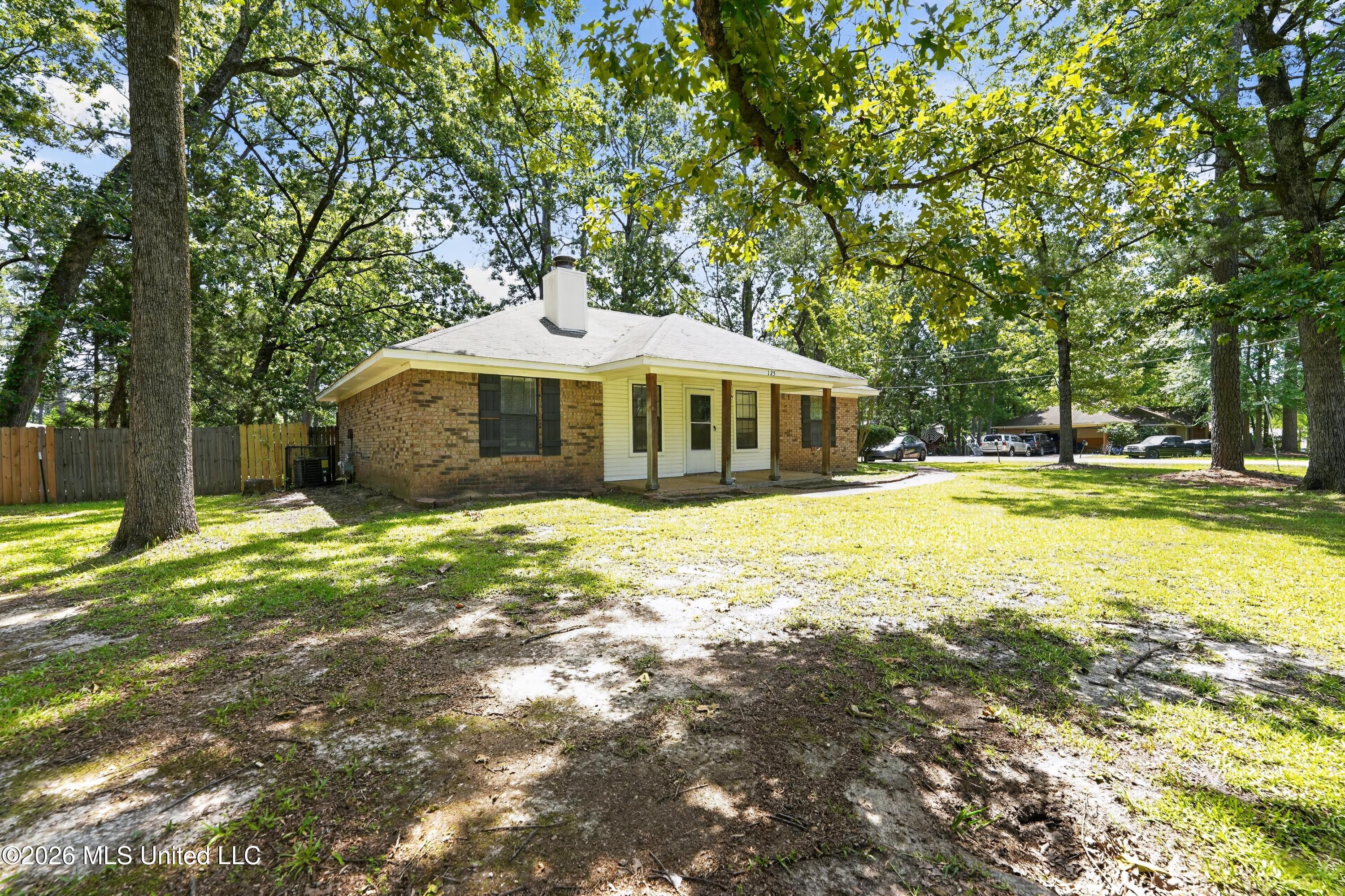 125 Brandy Run Road Brandon, MS 39047 - Photo 2 of 45 06_125_Brandy_Run_Rd_Brandon-Exterior-66