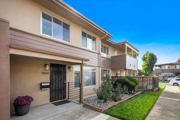 $679,000 | 1525 Day Avenue, Unit D, San Mateo, CA 94403