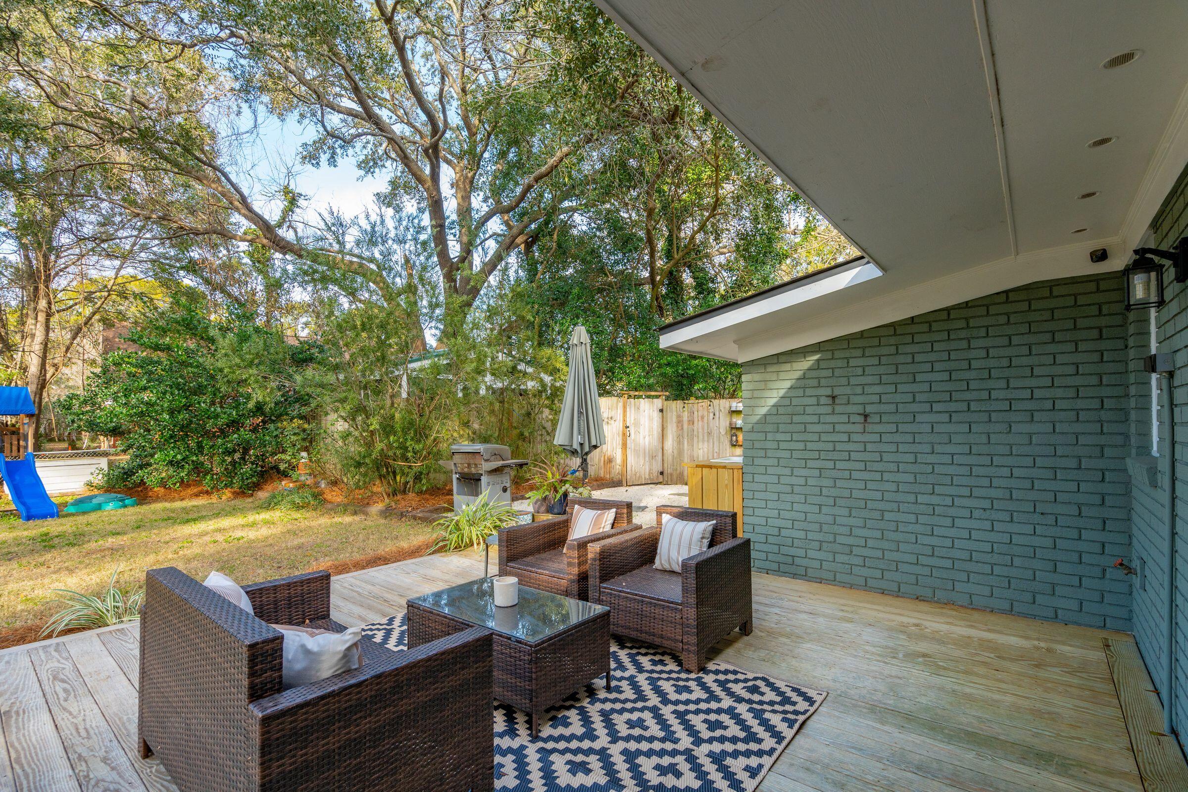 1446 Fort Johnson Road Charleston, SC 29412 - Photo 38 of 54 1446FtJohnsonRd-KeenEyeMarketing-047