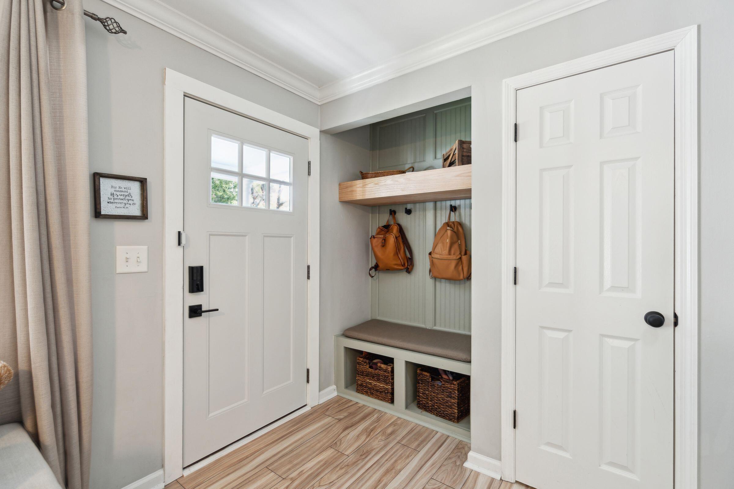 1446 Fort Johnson Road Charleston, SC 29412 - Photo 7 of 54 1446FtJohnsonRd-KeenEyeMarketing-010