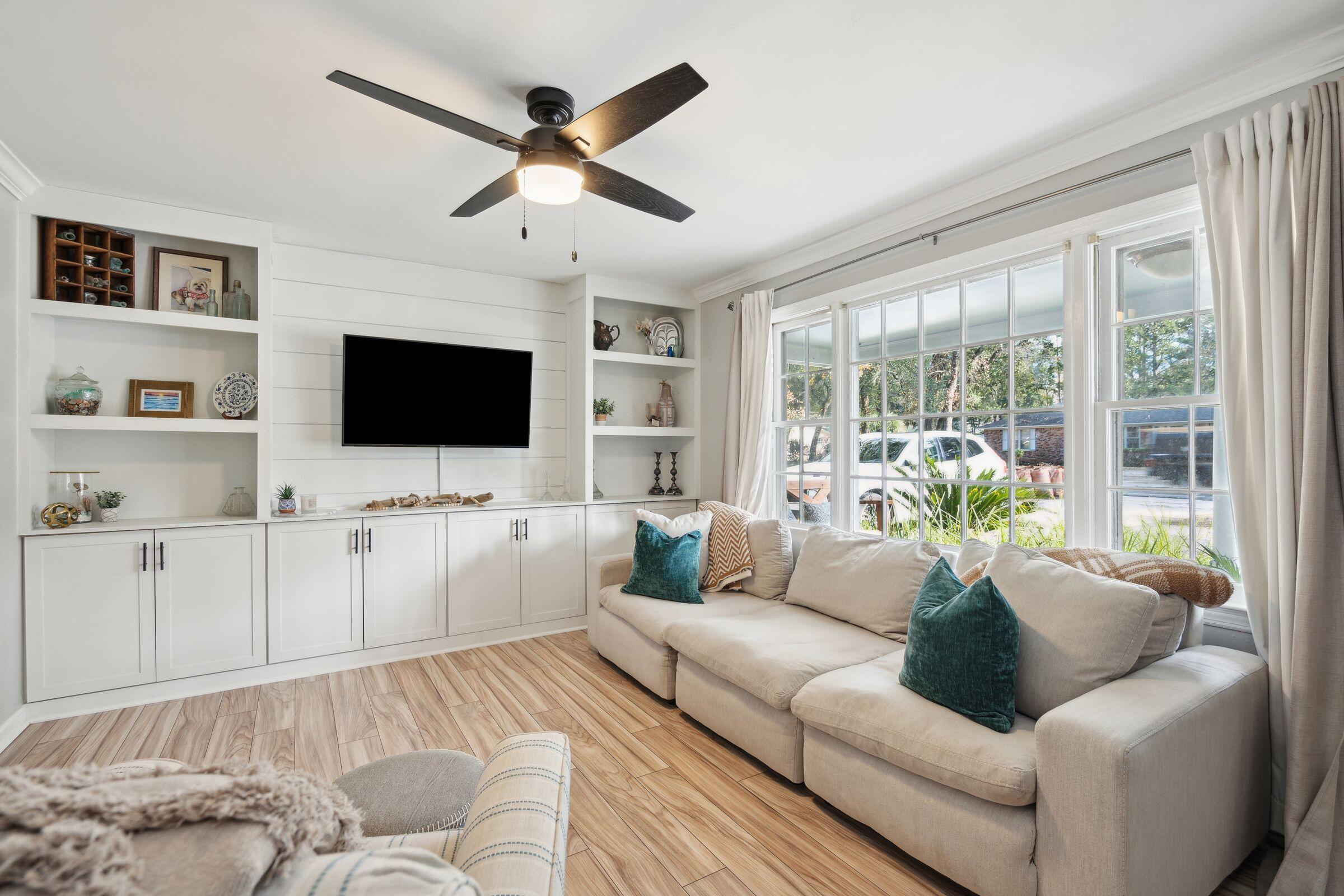 1446 Fort Johnson Road Charleston, SC 29412 - Photo 9 of 54 1446FtJohnsonRd-KeenEyeMarketing-014