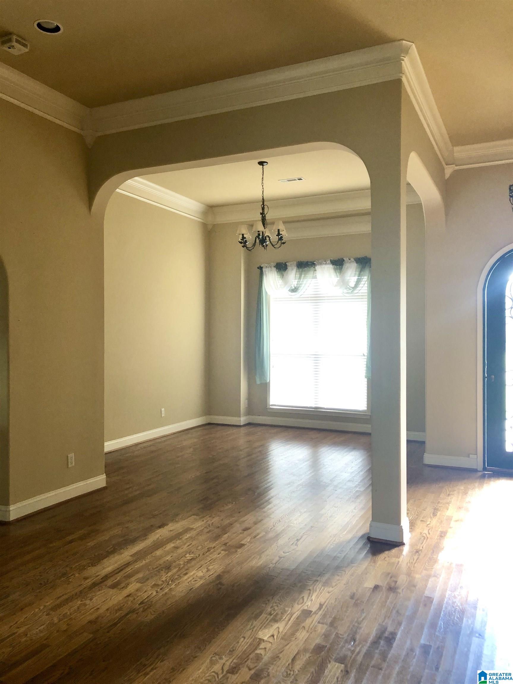 115 Corbin Street Clanton, AL 35045 - Photo 5 of 32