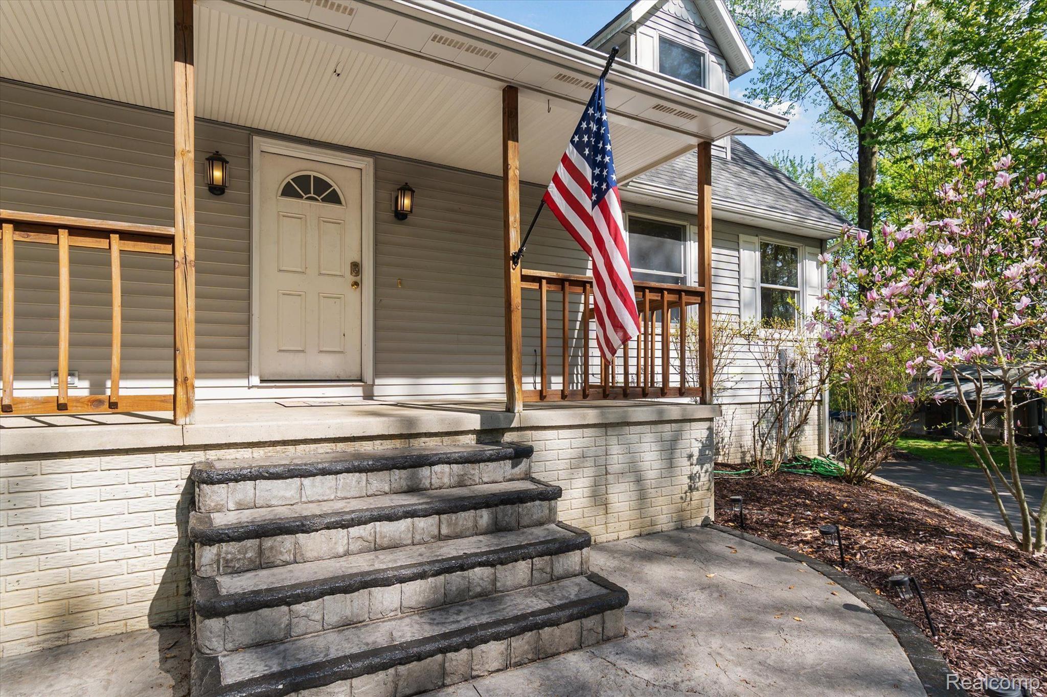 11790 Sumpter Road Carleton, MI 48117 - Photo 3 of 53 Gallery Image 3