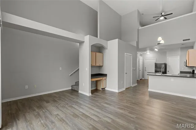 $263,500 | 200 South Kirkwood Road, Unit 320, Kirkwood, MO 63122