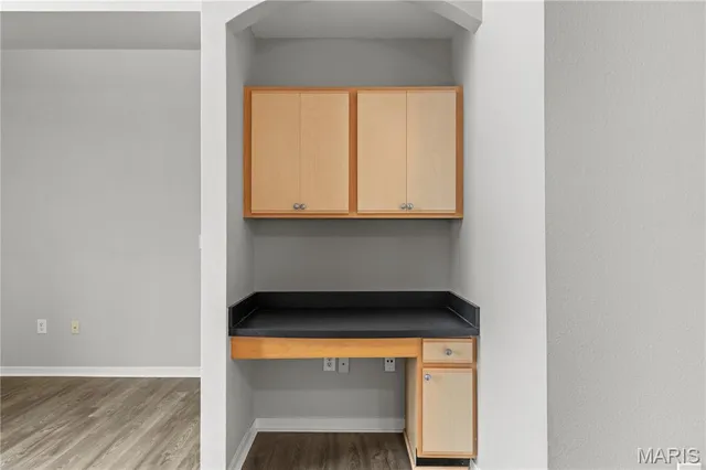 $263,500 | 200 South Kirkwood Road, Unit 320, Kirkwood, MO 63122