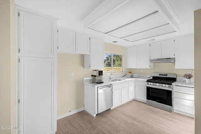 $499,990 | 2733 Coria Place, Palmdale, CA 93550