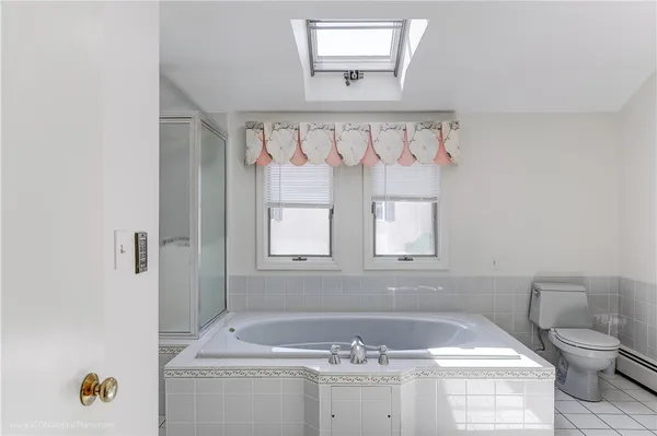 $3,500 | 1 Ledge Road, Newport, RI 02840